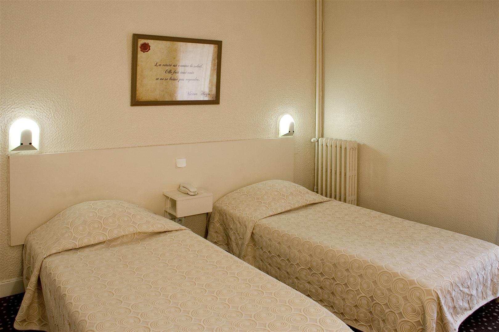 Hotel Ours Blanc - Victor Hugo Toulouse Ngoại thất bức ảnh