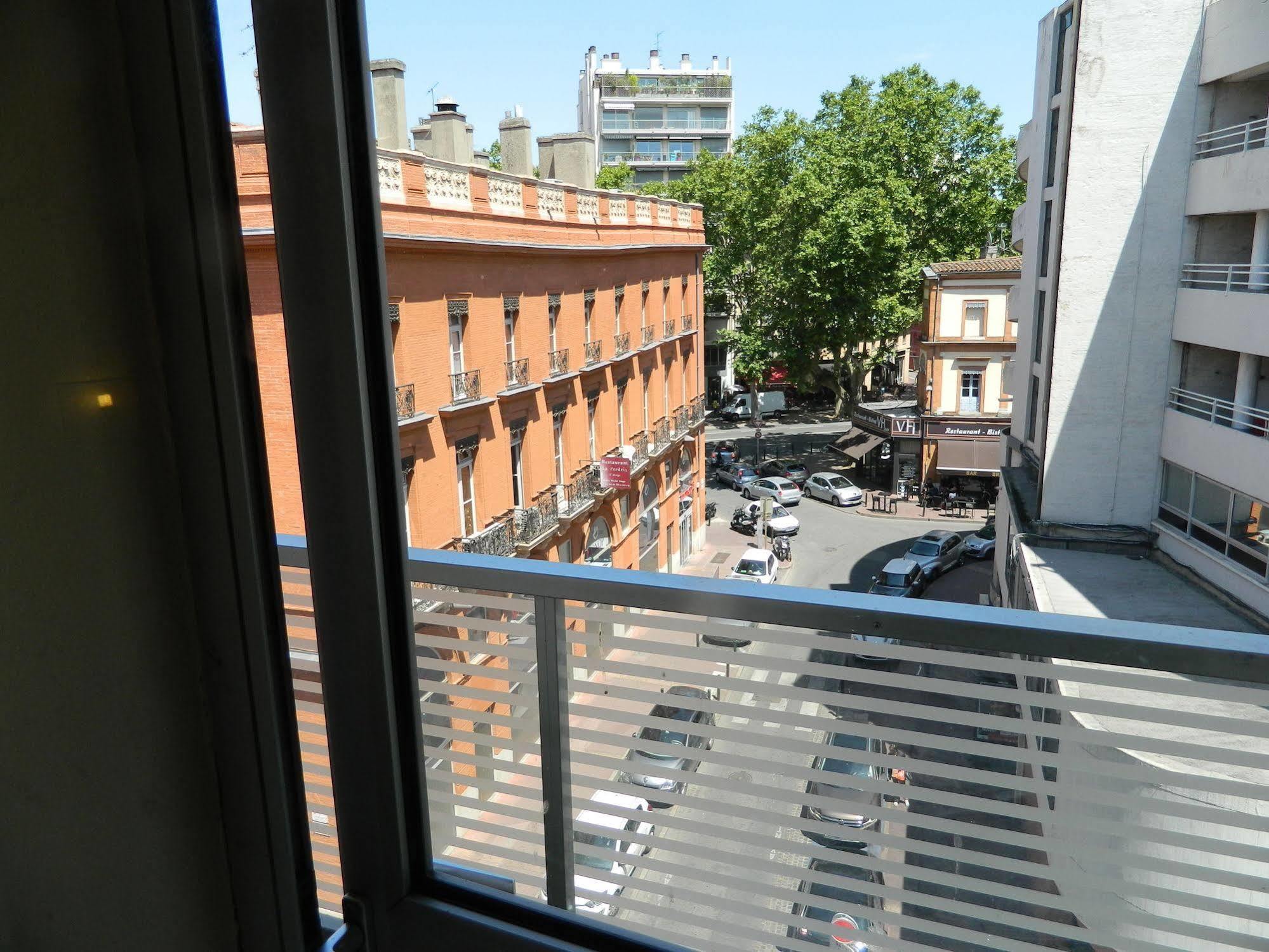 Hotel Ours Blanc - Victor Hugo Toulouse Ngoại thất bức ảnh