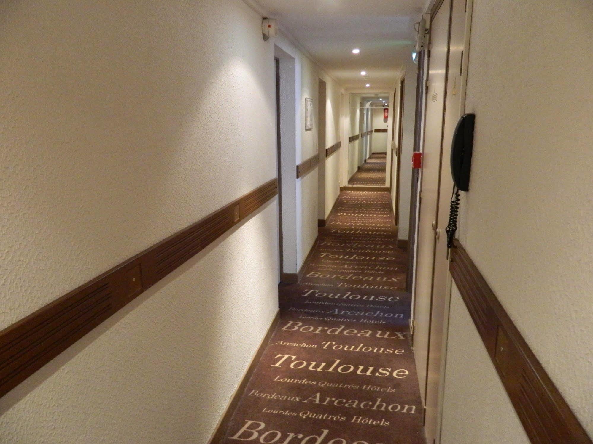 Hotel Ours Blanc - Victor Hugo Toulouse Ngoại thất bức ảnh