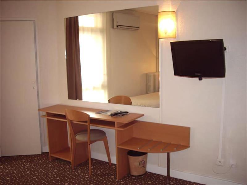 Hotel Ours Blanc - Victor Hugo Toulouse Ngoại thất bức ảnh