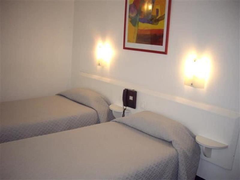Hotel Ours Blanc - Victor Hugo Toulouse Ngoại thất bức ảnh